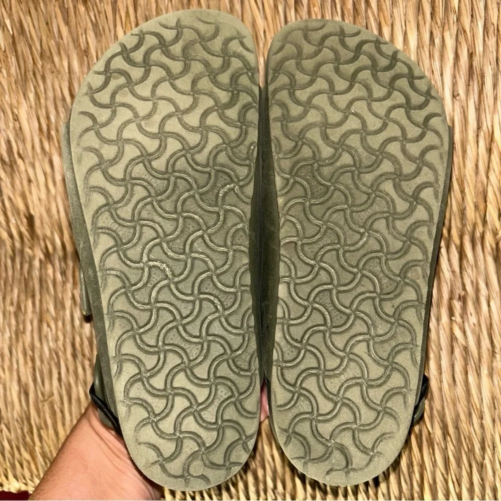 Birkenstock Kids Sandals in Olive Green